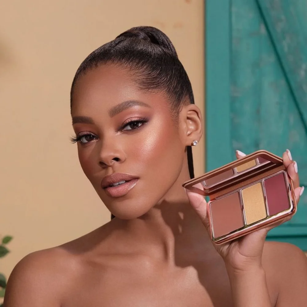 Anastasia Beverly Hills Tropical Getaway Contour, Blush & Highlight Palette